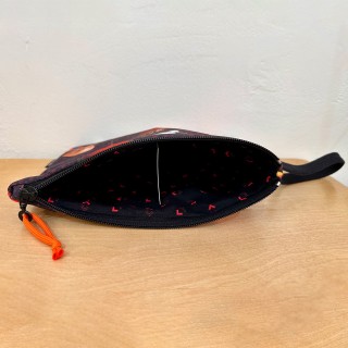 Pochette velours cœurs sacrés