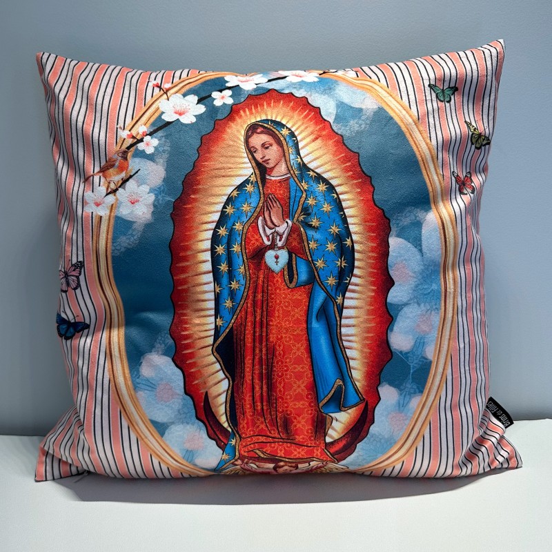 Coussin avec la Vierge de Guadalupe Coussin avec la Vierge de Guadalupe