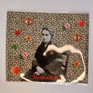 Chiffonnette à lunettes microfibres Bernadette SOUBIROUS de Lourdes (emballée)
