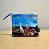 Pochette en velours artisanale du Pape Léon XIV en visite à Lourdes en septembre 2026